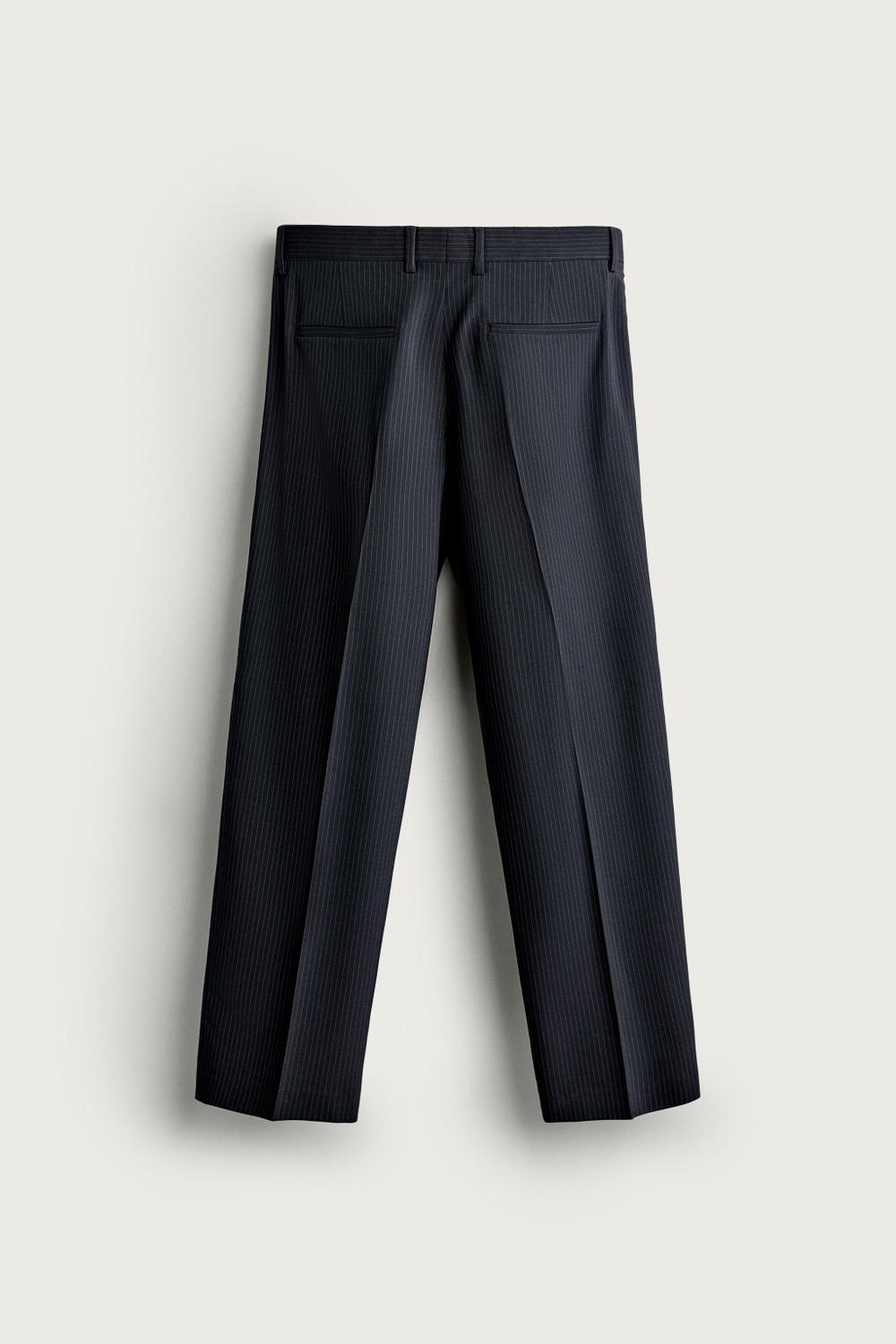 КОСТЮМНЫЕ БРЮКИ В ТОНКУЮ ПОЛОСКУ — ZARA