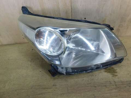 фара правая Toyota Ist NCP110 52-174