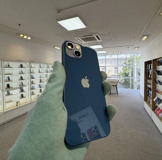 iPhone 13, 128 ГБ б/у