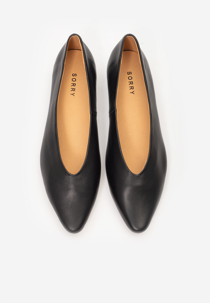 ballet flat black