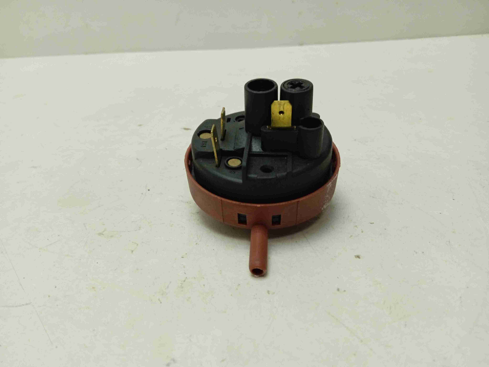 WM-F510STL/WW кт183 Датчик уровня воды для стиральной машины Dexp 3104050003 б/у