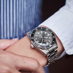 Seiko SPB143J1