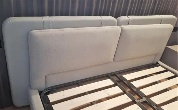 Кровать Tatlin Soft 180х200 см, серая экокожа и рогожка