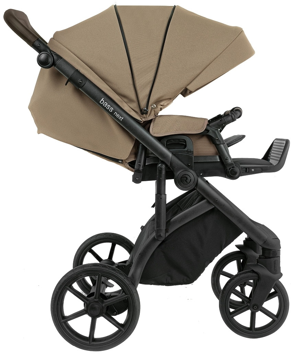 Детская коляска Roan Bass Next 2.0 3 в 1 с автокреслом Pituso Baesa Pro Black BSN/42/2 Mocha Mousse/Black/руч.Cappuccino