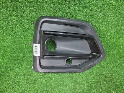 Накладка ПТФ правая Audi Q5 2 80A (2020-н.в.)