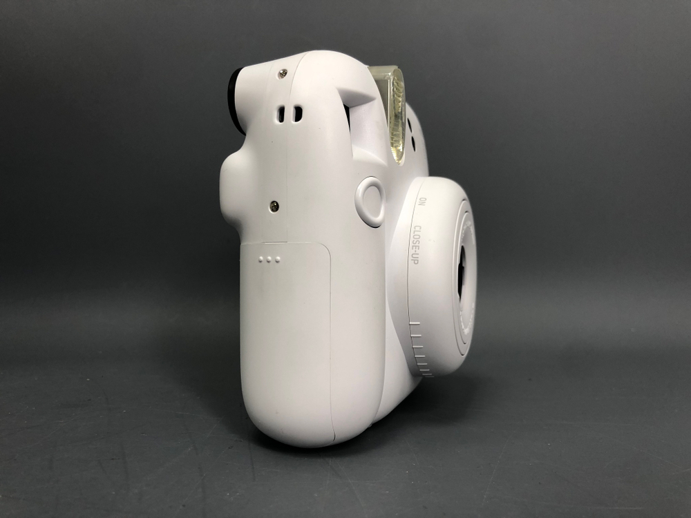 FujiFilm Instax Mini 12