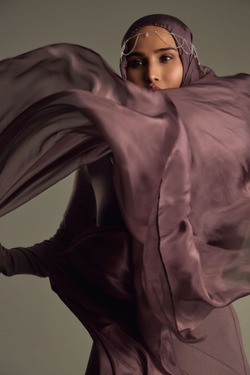 Шарф шелковый коричневый