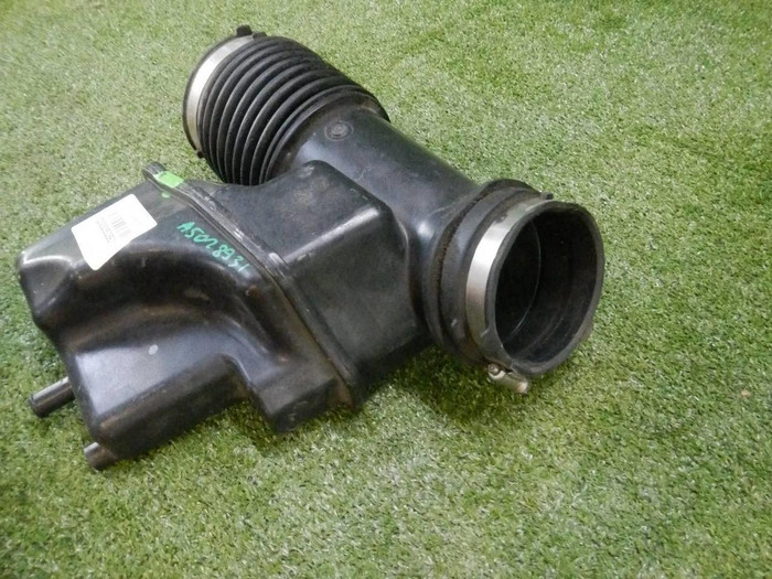 Воздуховод Toyota Sequoia 2 (2007-2022)
