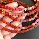 Бусины из сердолика Сердечки 6 мм