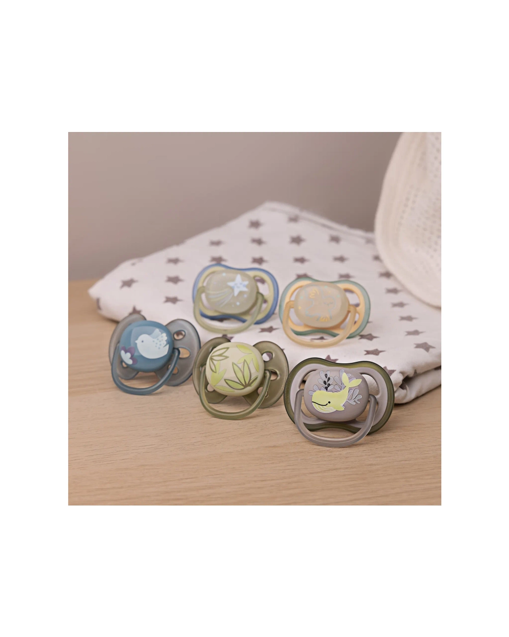 Пустышка Philips Avent ultra soft SCF091/07 с футляром для хранения и стерилизации 0-6месяцев 2шт
