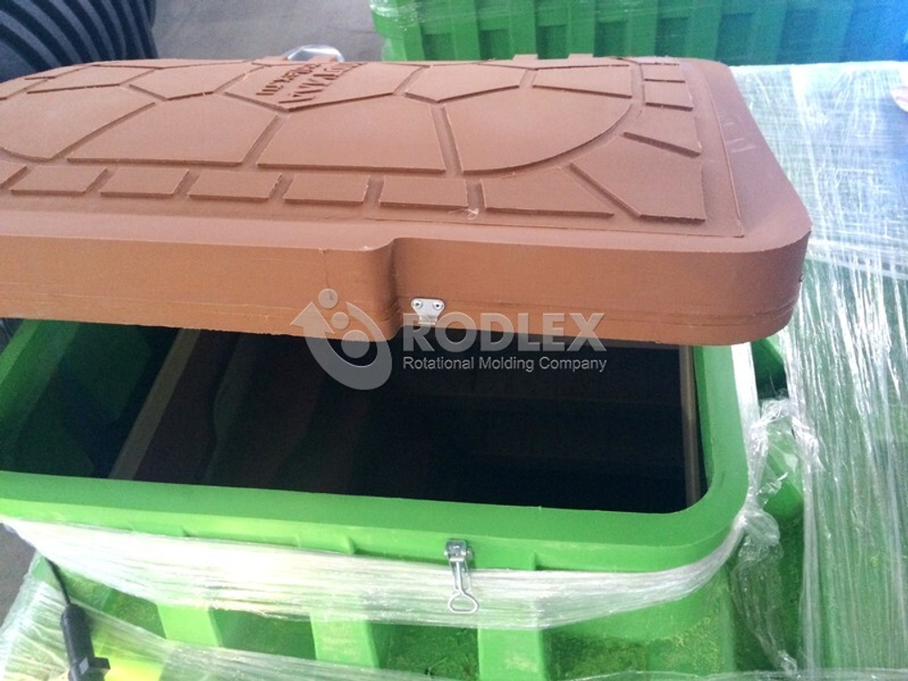 Пластиковый бесшовный погреб TORTILA 3.0 cерия Wood Родлекс 10000 л.(2400x2400x2430см;700кг;) - арт.559856