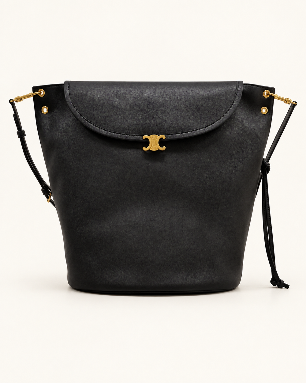 Сумка Celine Soft Triomphe, чёрная — вид спереди
