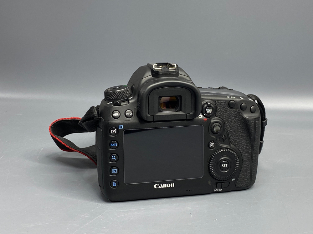 Canon EOS 5D Mark IV 4.118 кадров