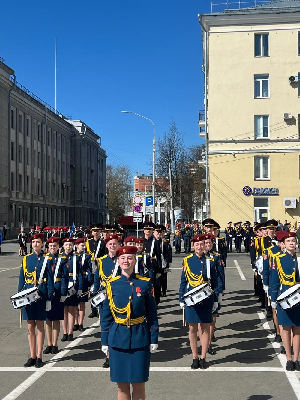 Пошив военной формы, кадетской.