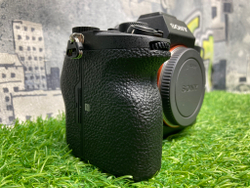 Sony A7R IV 11.700 кадров