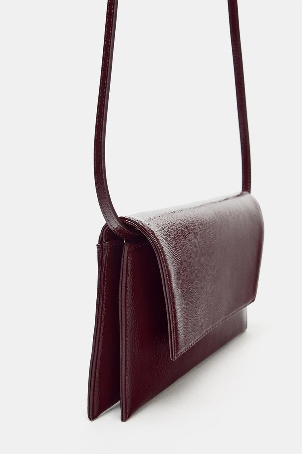 ZARA СУМКА ИЗ ЛАКИРОВАННОЙ ИСКУССТВЕННОЙ КОЖИ, БОРДОВО-КРАСНЫЙ
