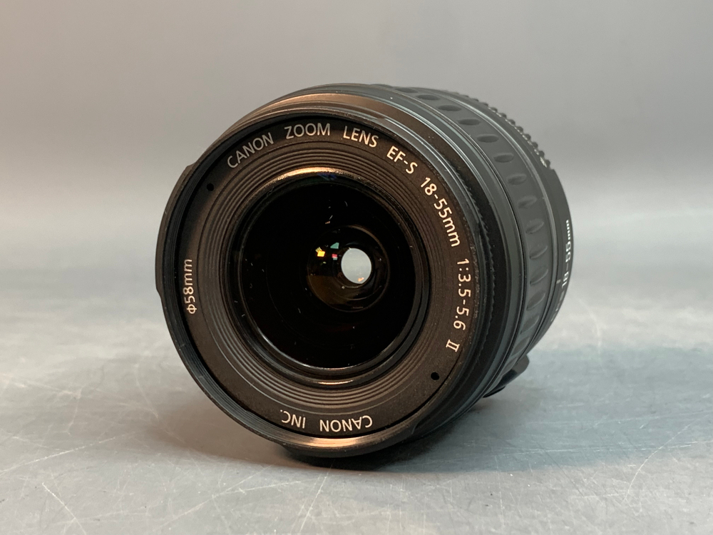 Canon EF-S 18-55mm f/3.5-5.6 II