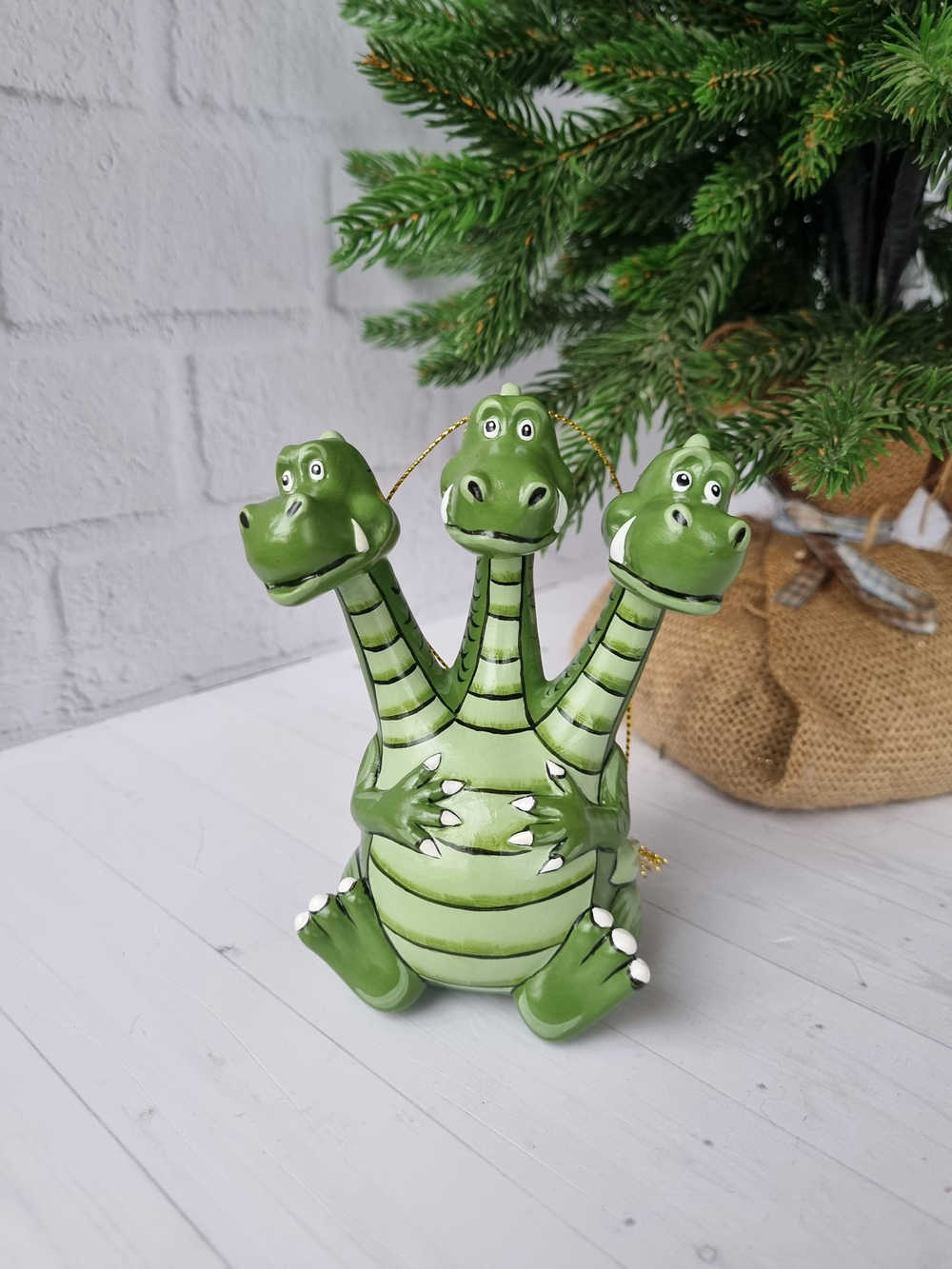 Змей горыныч ёлочная игрушка из фарфора