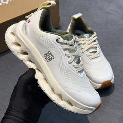 Кроссовки On Running x Loewe