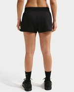 Nike One Женские шорты с подкладкой и резинкой на талии, высота пояса 8 см, из ткани Dri-FIT - NIKE