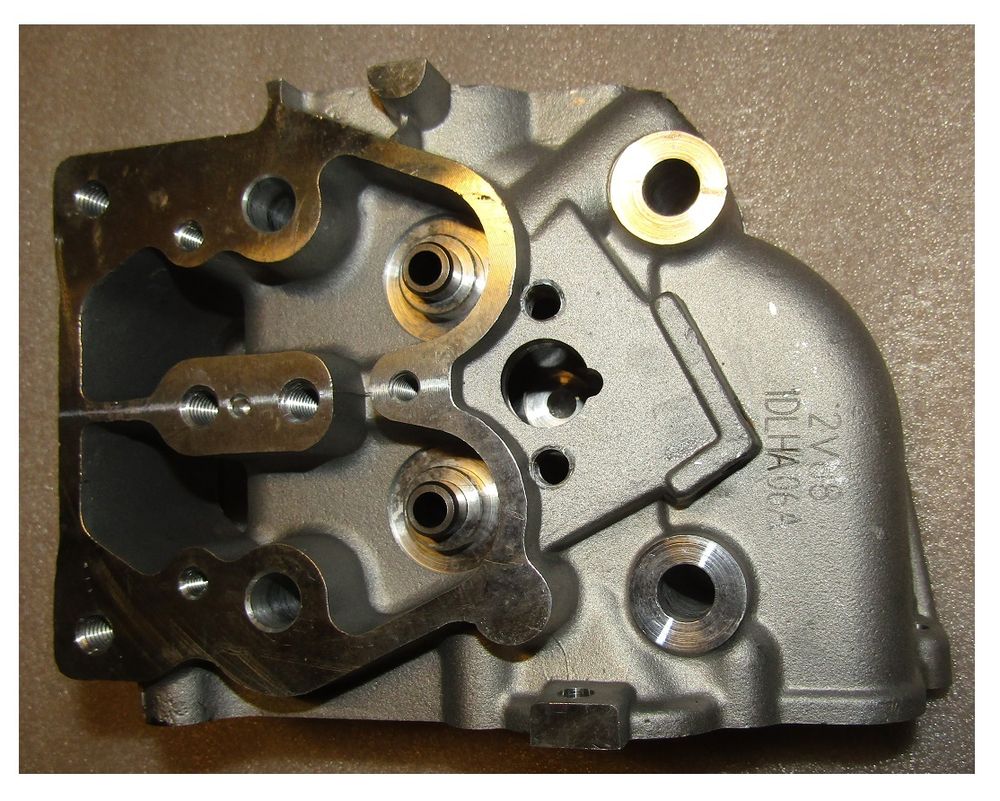 Головка блока цилиндра левая SDG10000/Cylinder head(left)( R2V840-02100 (L)