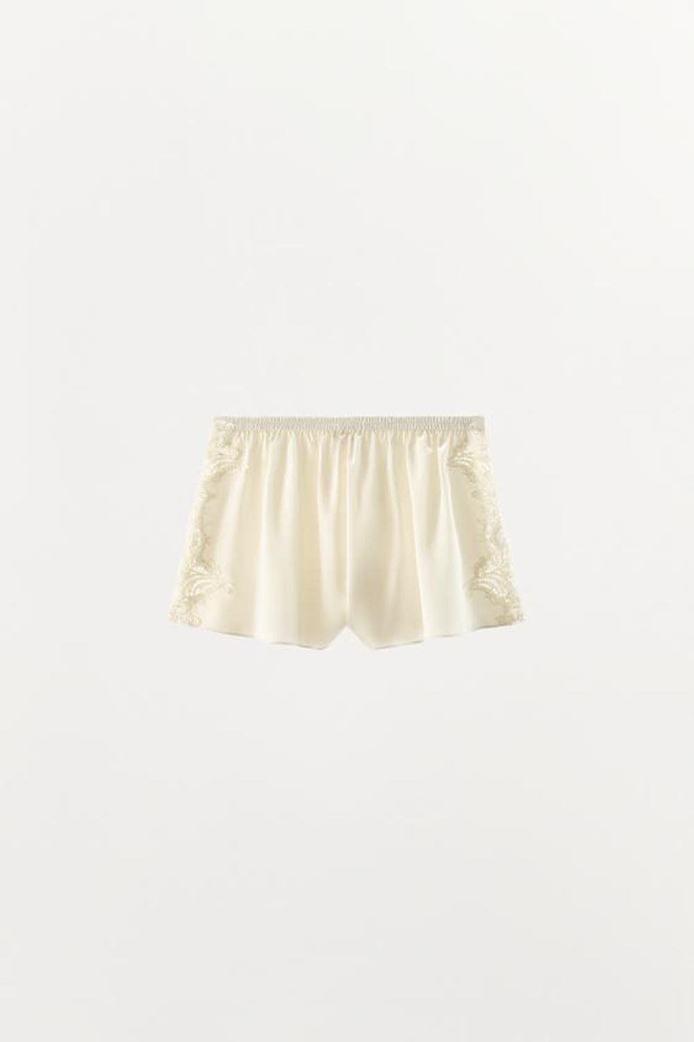 ZARA АТЛАСНЫЕ ШОРТЫ С КРУЖЕВОМ, ЭКРЮ