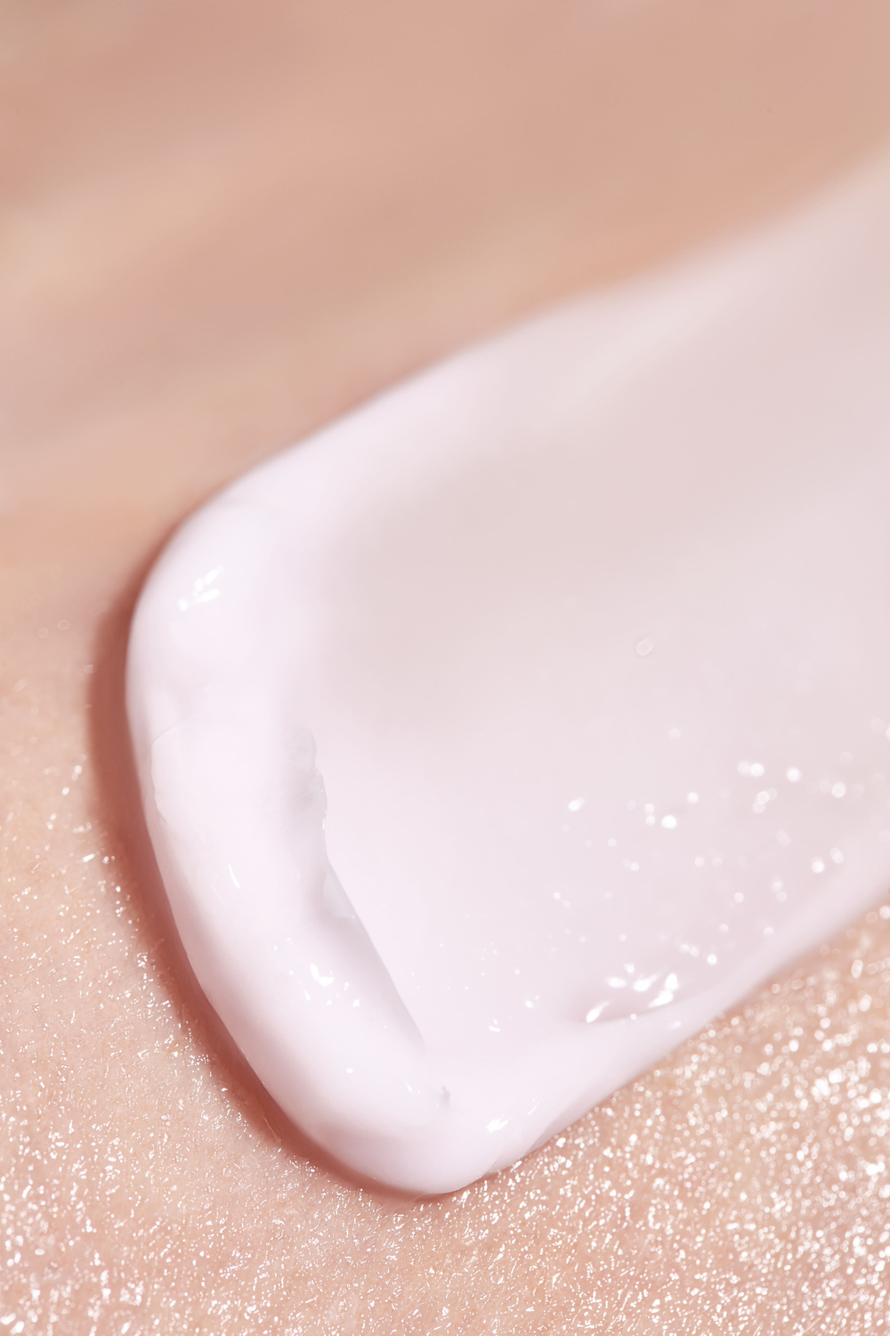 Крем для кожи вокруг глаз с 5% Volufiline™ для упругости и восстановления
