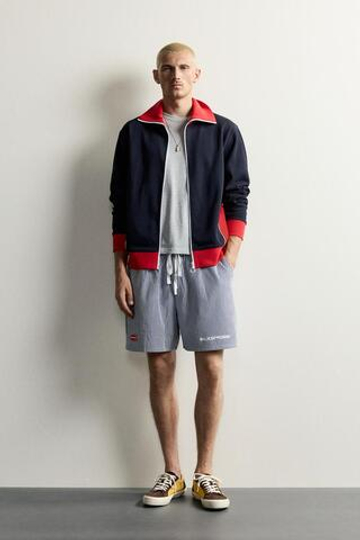 ZARA ШОРТЫ RELAXED FIT В ПОЛОСКУ С НАШИВКАМИ, СИНИЙ/БЕЛЫЙ