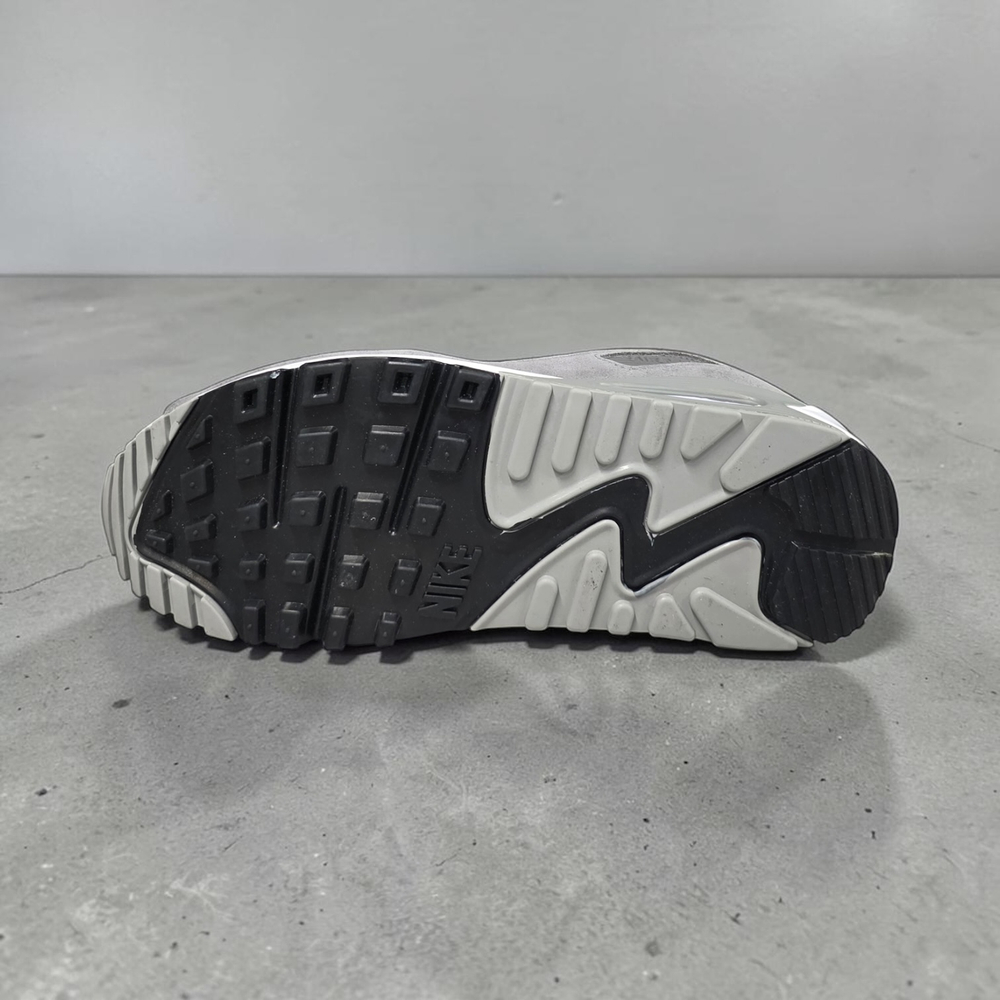 Nike Air Max 90 • Total Grey