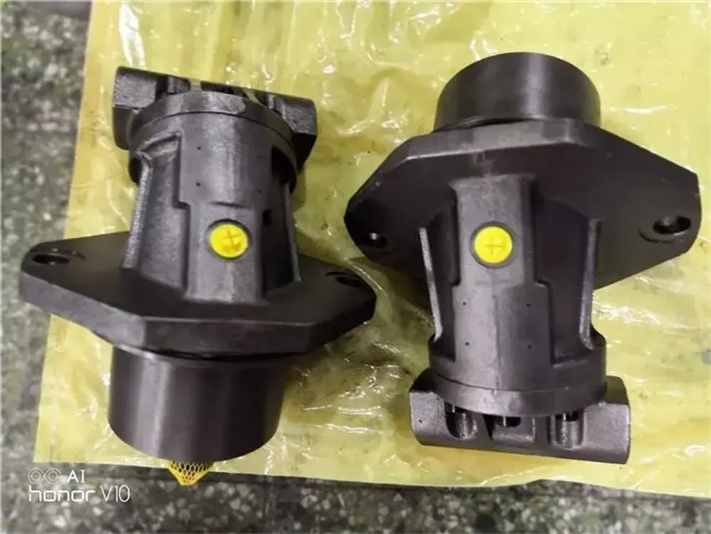 A2FE180/61W-VAL100 - Гидромотор аксиально-поршневой постоянной производительности с наклонным блоком, рабочий объем 180 см3, номинальное давление 400 бар