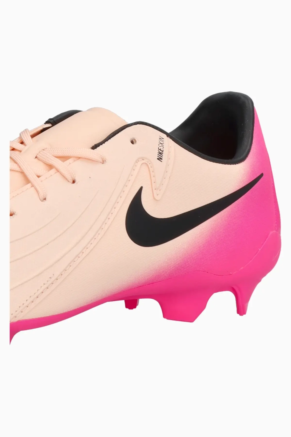 Бутсы Nike Phantom GX 2 Academy FG/MG