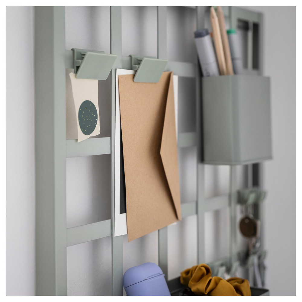 IKEA SNICKRA  (ИКЕА СНИКРА)  -  Панель для хранения из 8 предметов - серо-зелёная 38х38 см