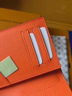 Обложка для паспорта Louis Vuitton