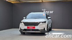 KIA Canival Gasoline 9-Seater Signature — 2023