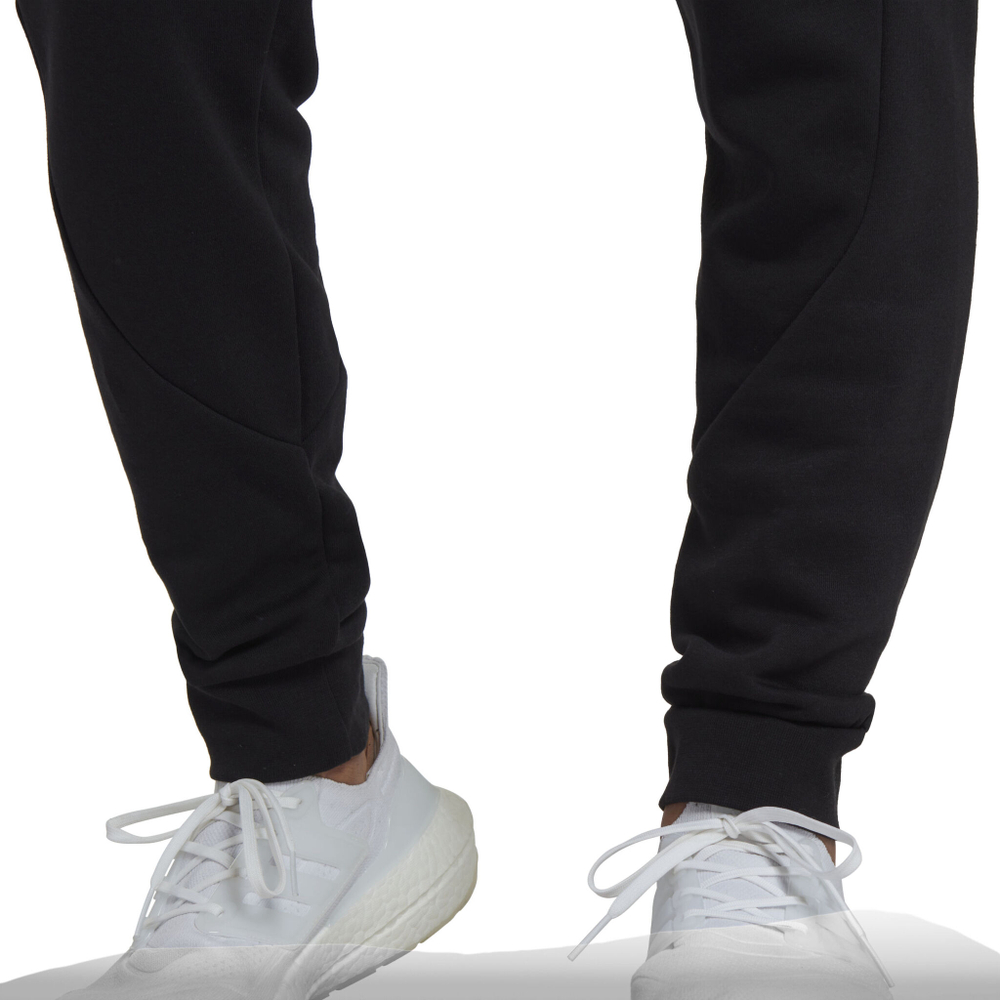 Мужские теннисные штаны adidas Freelift REC Badge Of Sport Training Pants Men - Black