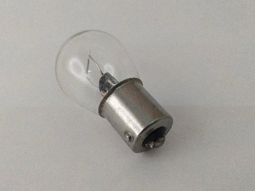 Лампа накаливания P21W (12V) 142936 TESLAFT (металлический цоколь)