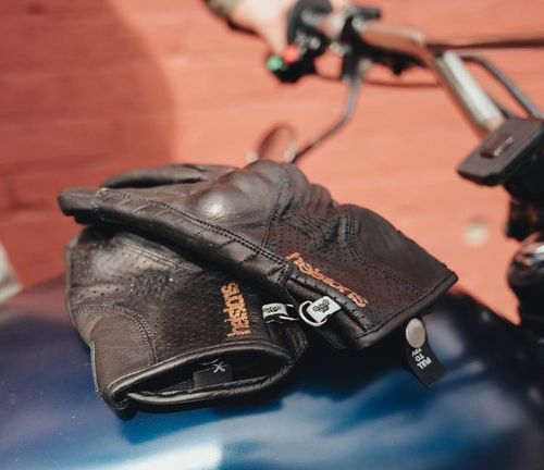 Купить Мотоперчатки Кожаные Helstons Gants Brooks Air Eté Cuir Perfore / Черный
