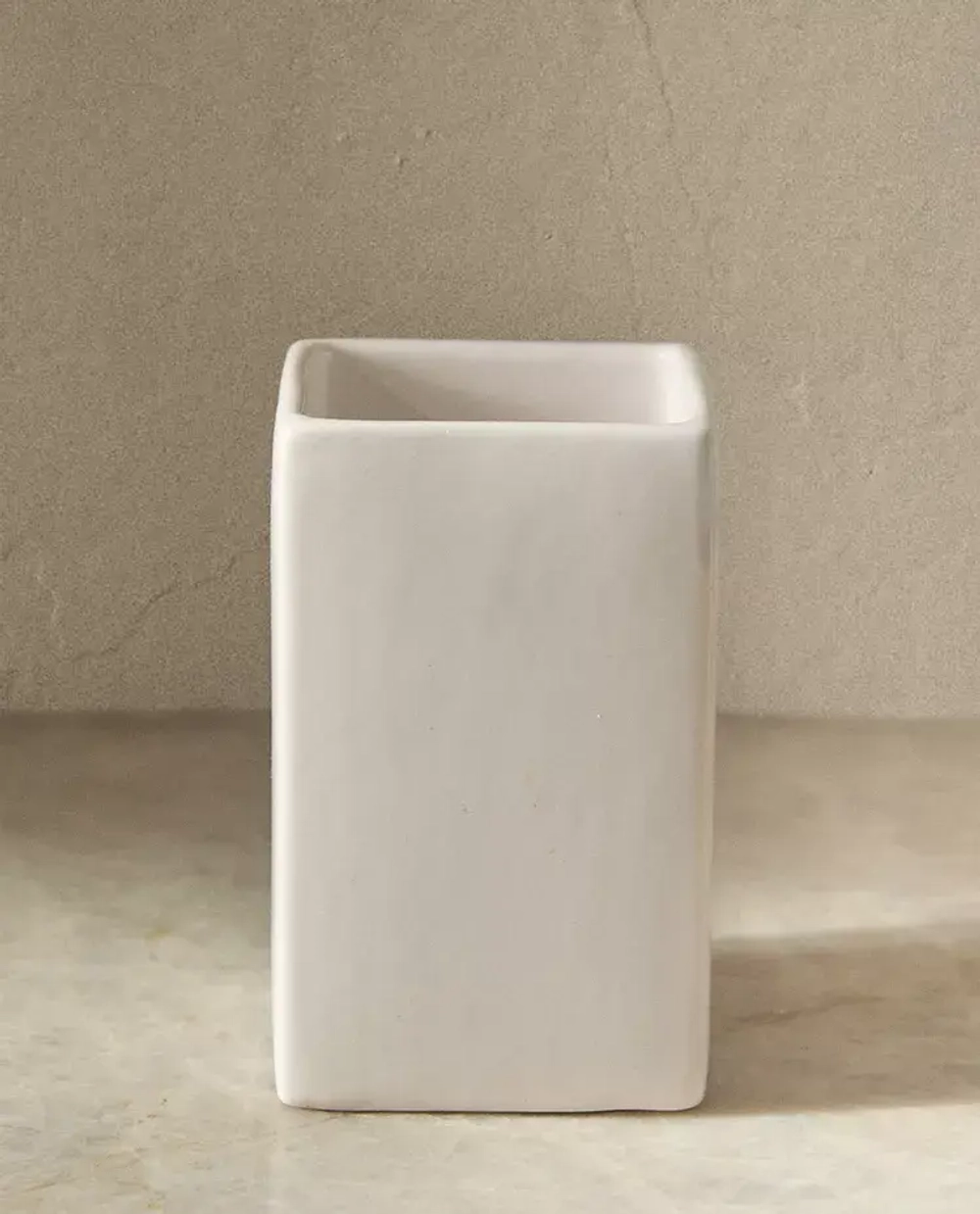 ZARA HOME ФАЯНСОВЫЙ СТАКАН ДЛЯ ЗУБНЫХ ЩЕТОК, БЕЛЫЙ