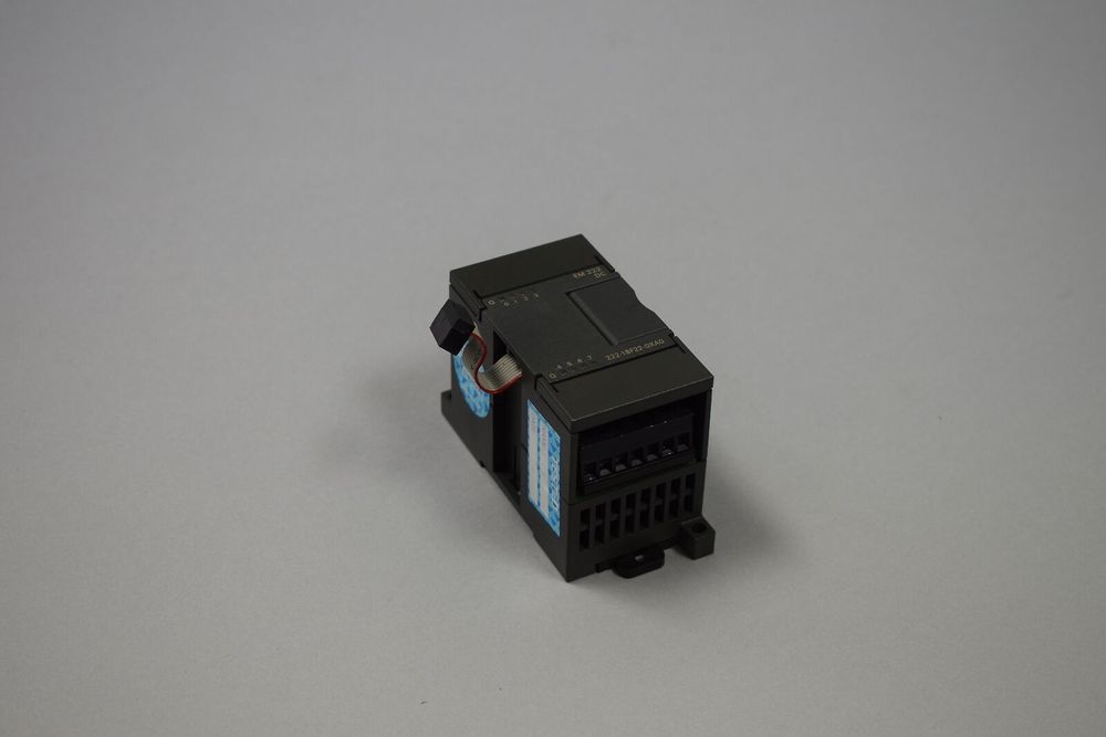 SIEMENS 6ES7222-1BF22-0XA0 SIEMENS 6ES7222-1BF22-0XA0