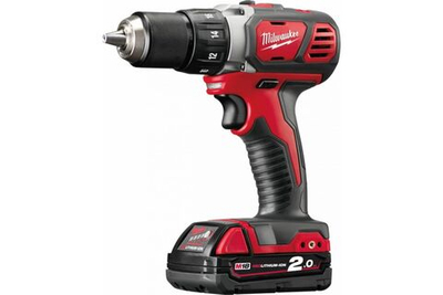 Аккумуляторная дрель-шуруповерт Milwaukee M18 BDD-202С Li-Ion2Ач 4933443555