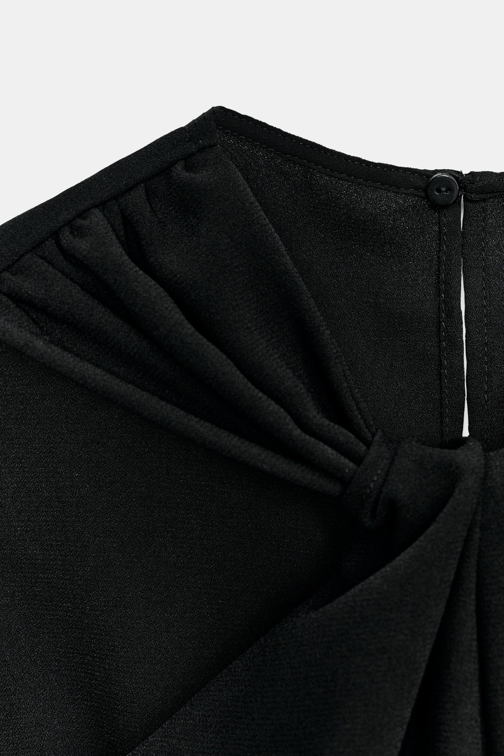 КОМБИНЕЗОН С ДРАПИРОВАННЫМ ВЫРЕЗОМ И РАСКЛЕШЕННЫМ НИЗОМ — ZARA