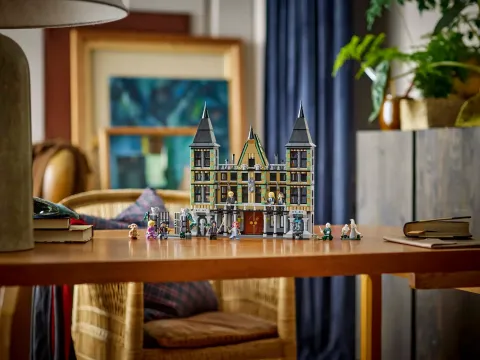 Конструктор LEGO Harry Potter 76453 Поместье Малфоев