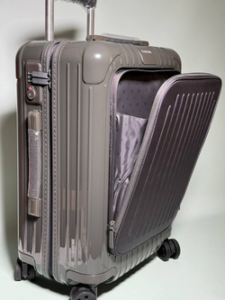 Дорожный чемодан Rimowa Essential Sleeve Cabin с карманом для ноутбука