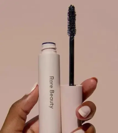 Perfect Strokes Universal Mini — тушь для придания объёма - SEPHORA - RARE BEAUTY