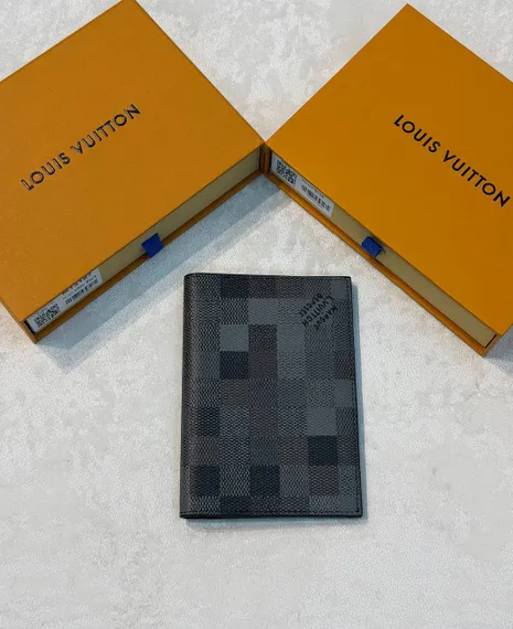 Обложка для паспорта Louis Vuitton