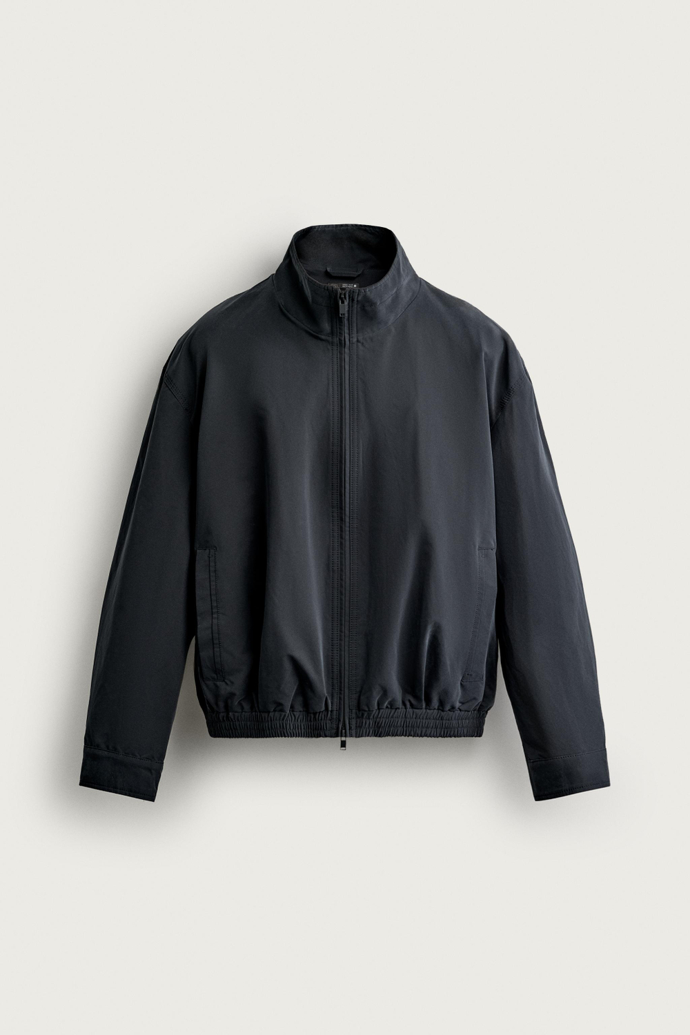 ЛЕГКАЯ ТЕХНИЧЕСКАЯ КУРТКА WATER REPELLENT — ZARA · 5320/801