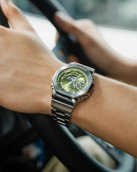 Наручные часы Casio G-Shock GM-2110D-3AER