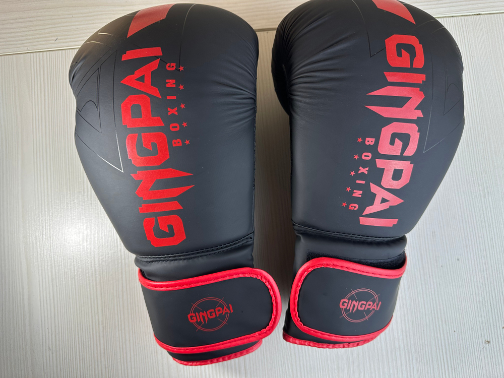 Боксерские перчатки Gingpai