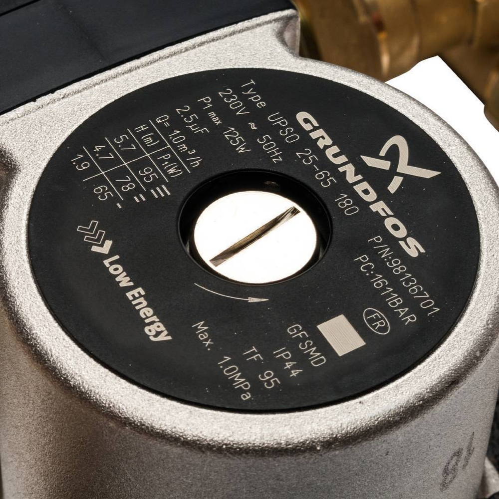 Насосная группа со смесителем 1"с насосом Grundfos UPSO 25-65