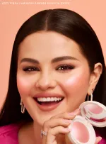 Румяна-хайлайтер RARE BEAUTY Soft Pinch Luminous Powder Blush - Cheer